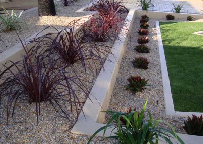 residential lawn and garden landscape edging